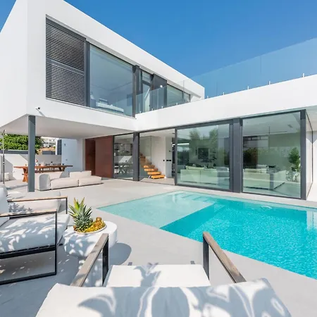 Apartmán Extravagant 5 Bdrm Golfer's With Private Pool Estepona
