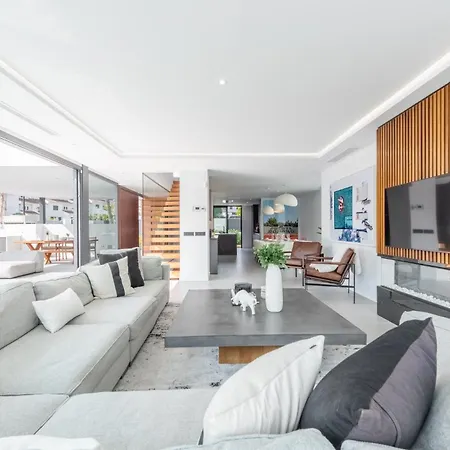 Apartment Extravagant 5 Bdrm Golfer's With Private Pool *